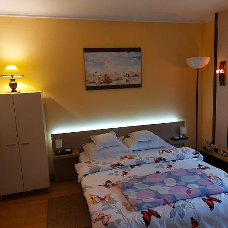 Casa Negoiu Appartement Târgu-Mureş Buitenkant foto